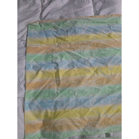Vintage Springmaid Pastel Butterfly Set of 2 Pillowcases - Picture 4 of 12
